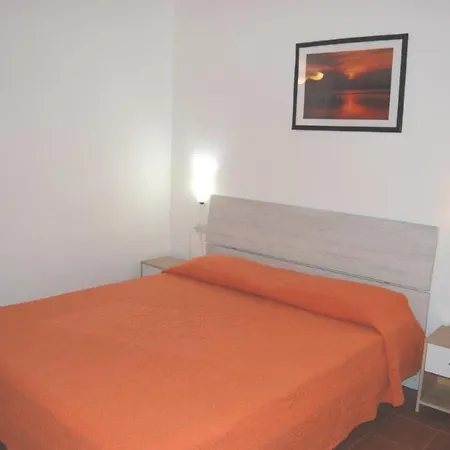 Bilocale R5 Apartmán *